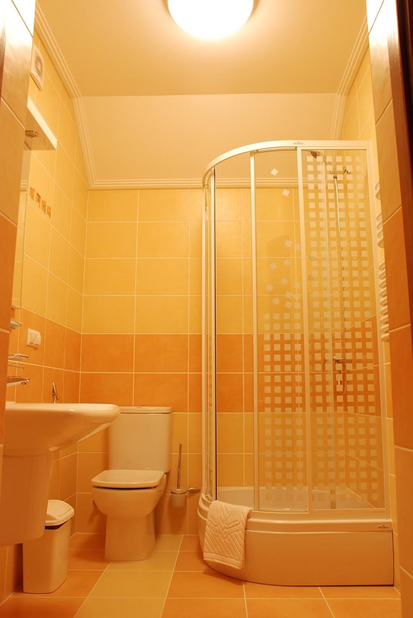 Magnat Hotell Mukatjeve Exteriör bild