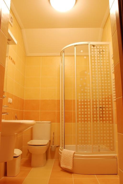 Magnat Hotell Mukatjeve Exteriör bild